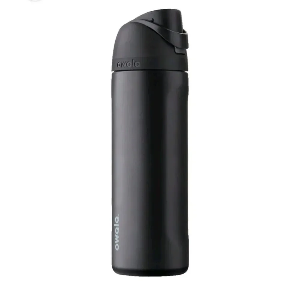 Owala freesip 24 oz Insulated stainless steel water bottle with Straw -Black